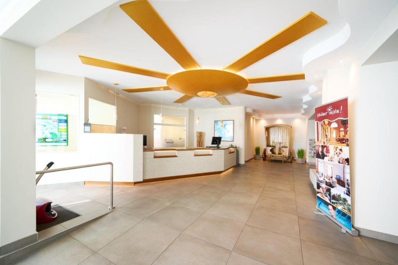 Strandhotel Luise Von Preussen Zinnowitz Εξωτερικό φωτογραφία